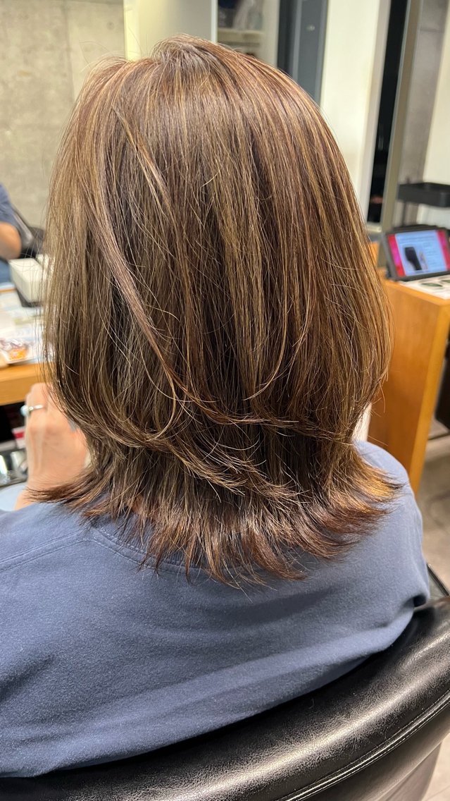 ミディアム カラー ハイライトカラー ハイライト ヘアカラー 🎀shell吉祥寺 ナオ🧸のヘアスタイル