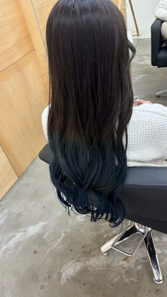 ロング カラー ヘアカラー ROBE HAIR /愛里咲のヘアスタイル