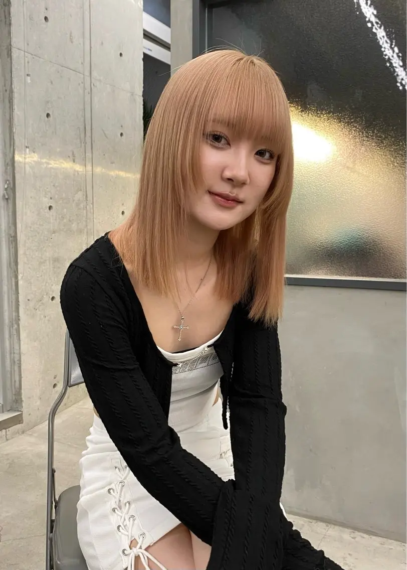 ミディアム カラー ヘアアレンジ ベージュカラー ミルクティーベージュ 姫カット 似合わせカット mina 🌷のヘアスタイル
