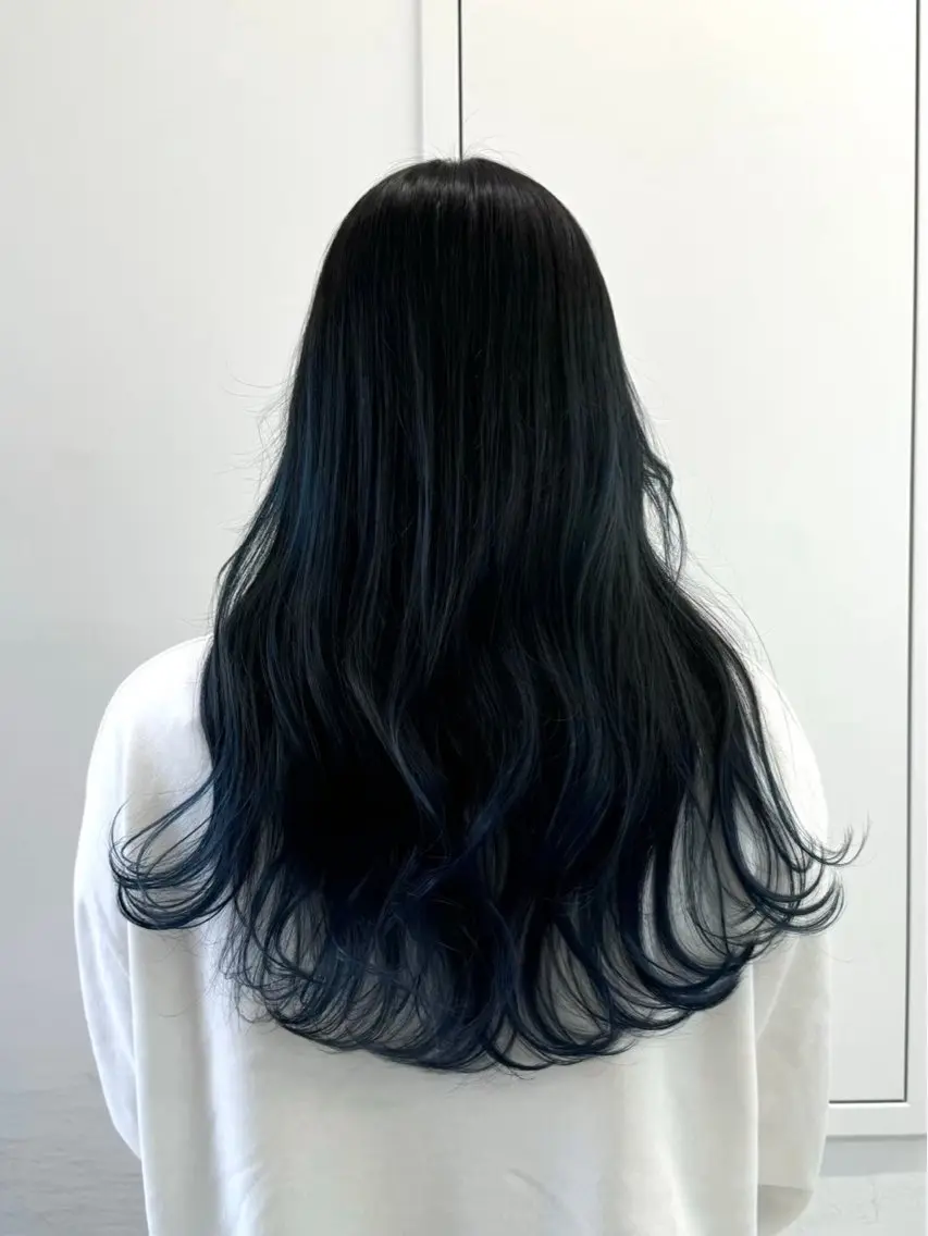 【🌟ご新規様限定🌟🌈🌈高発色🌈🌈】💙🦋カット➕アディクシーカラー ➕トリートメント➕スタイリング🦋💙の写真