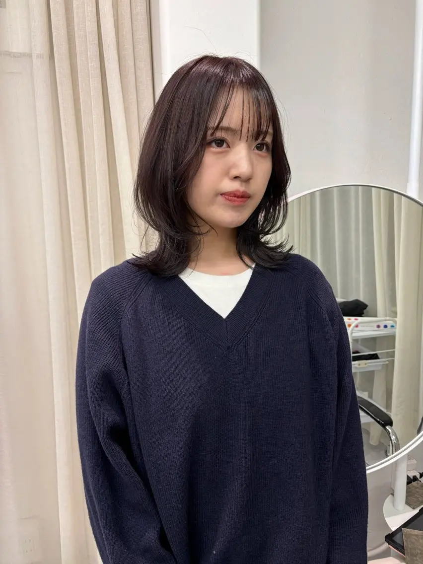 ミディアム カラー グレージュ ラベンダーカラー ラベンダーグレージュ ラベンダーグレー レイヤーカット カット ヘアカラー トリートメント レイヤーカット🎀 kanaのヘアスタイル