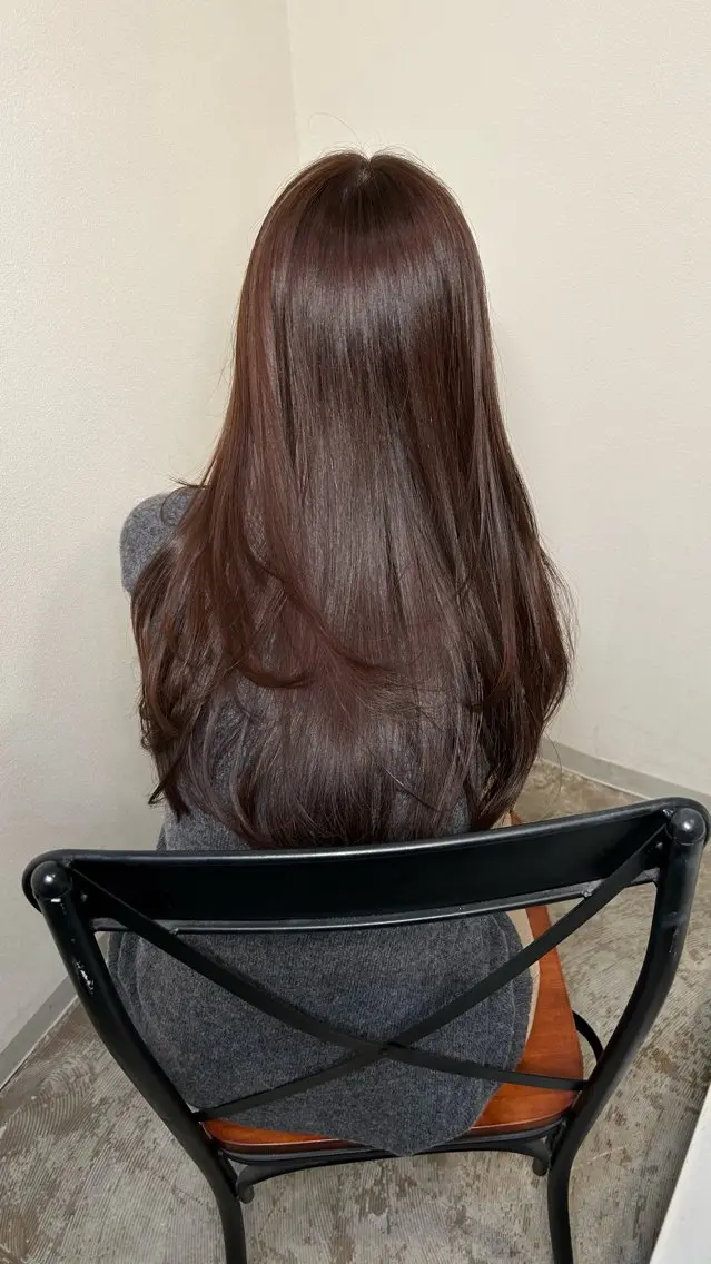 ロング カラー カット ヘアカラー トリートメント 小澤 一稀のヘアスタイル