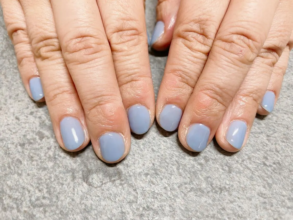 ネイル オーロラネイル ブルー フラワーネイル フットネイル フレンチネイル ハンドネイル mogunail &blowのネイルデザイン