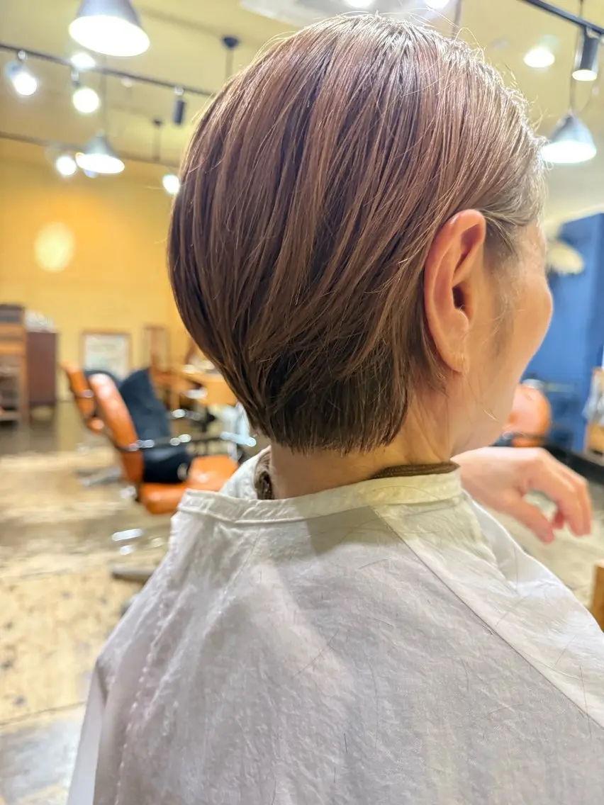 ショート waratic 久場のヘアスタイル