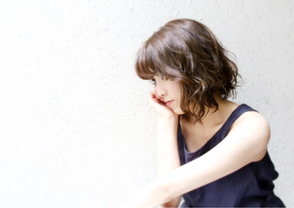 ミディアム カラー パーマ 透明感カラー 桑名 淳のヘアスタイル