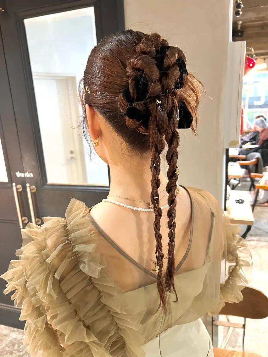 ロング カラー ヘアアレンジ ヘアセット ツキノキ ミナのヘアスタイル