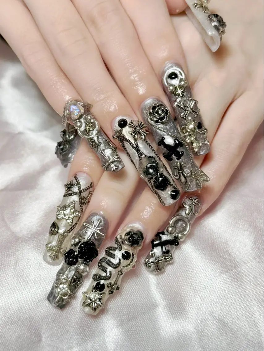 ネイル アートネイル 長さ出し Rin Nails Osakaのネイルデザイン