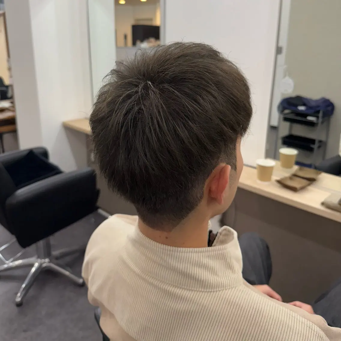 カラー メンズ 中島 亜珠のヘアスタイル