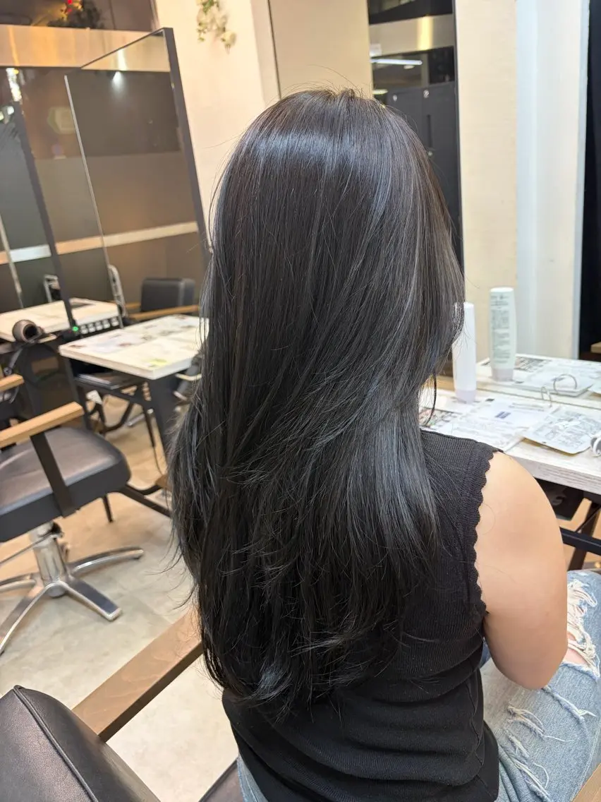 セミロング カラー 🥀韓国ヘア🥀 宮津真菜のヘアスタイル