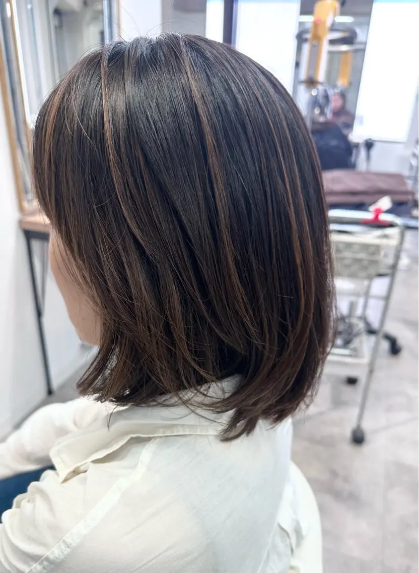 ミディアム カット ヘアカラー トリートメント Noyヨシモト ヒロトのヘアスタイル