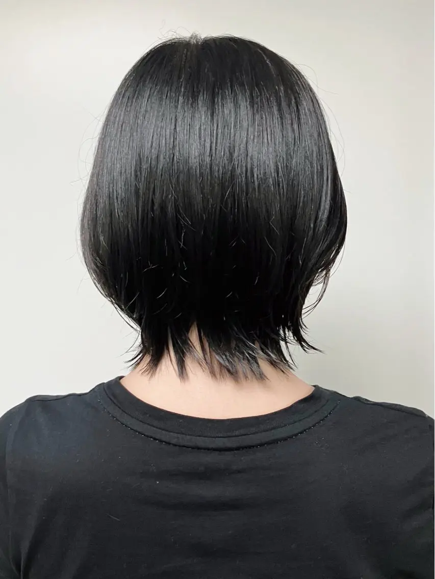 ショート ショートボブ ボブ レイヤーカット 似合わせカット ショートヘア fumika推しカラ ー/デザインカラーのヘアスタイル