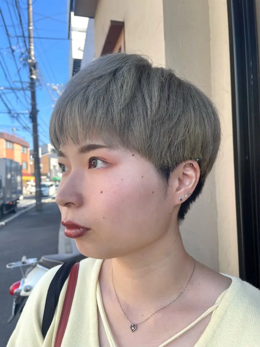 ショート オン眉 ショートヘア くびれミディアム/似 合わせ/鎌倉/edAのヘアスタイル