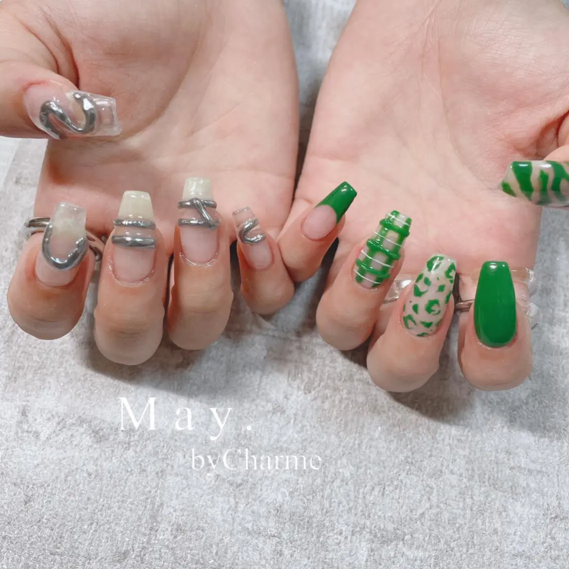 ネイル May.by Charme  Hのネイルデザイン