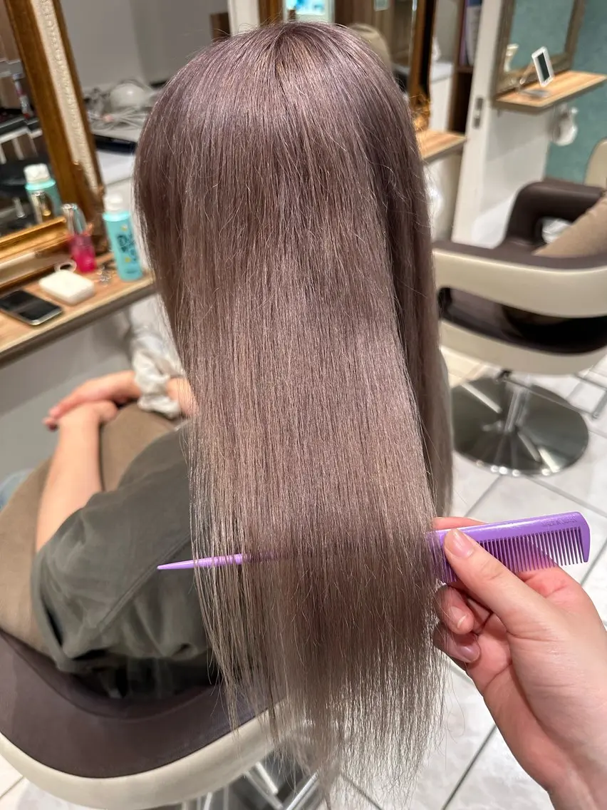 ロング カラー ヘアカラー トリートメント Ash日暮里 /momijiのヘアスタイル
