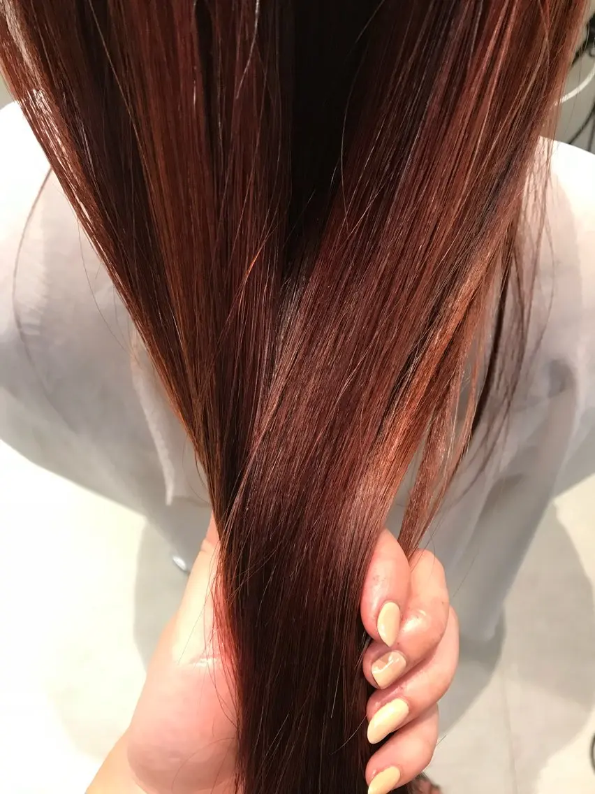 ロング カラー ブリーチ ブリーチなしカラー ヘアカラー hina KEEDAのヘアスタイル