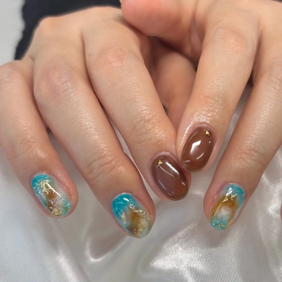 ネイル ニュアンスネイル 上村 奈那のネイルデザイン