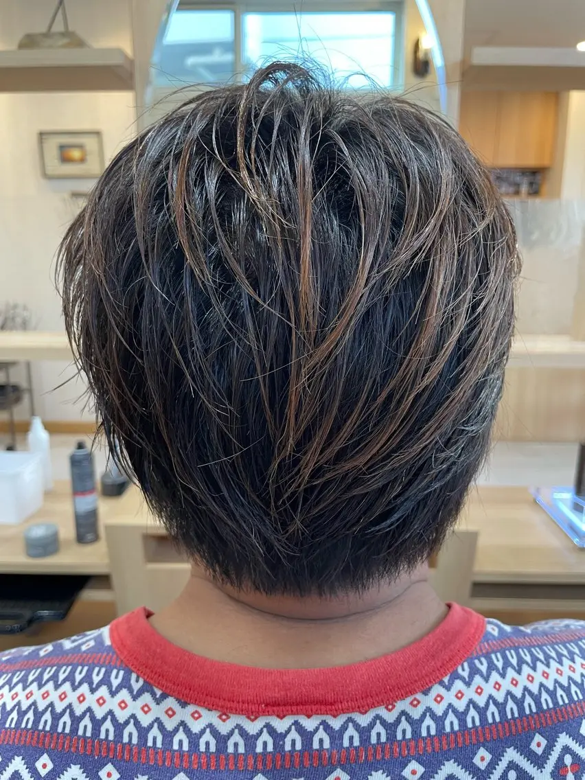 ショート メンズ 知念 美来のヘアスタイル