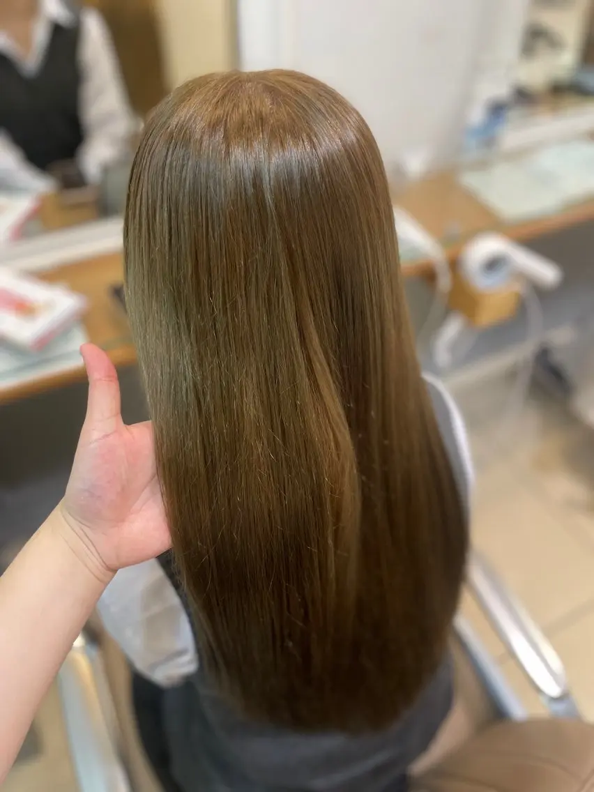 カラー ベージュカラー オリーブベージュ ヘアカラー トリートメント ⭐️ はづき⭐️のヘアスタイル