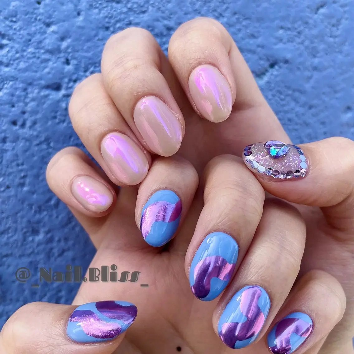ネイル オーロラネイル ミラーネイル 持ち込み ハンドネイル NAIL BLISSのネイルデザイン