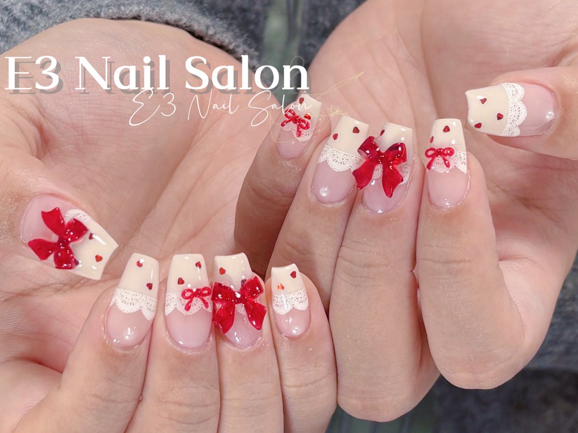 ネイル アニマル柄 オーロラネイル べっ甲ネイル ボルドー ブラウン ハンドネイル E3 Nail Salonのネイルデザイン