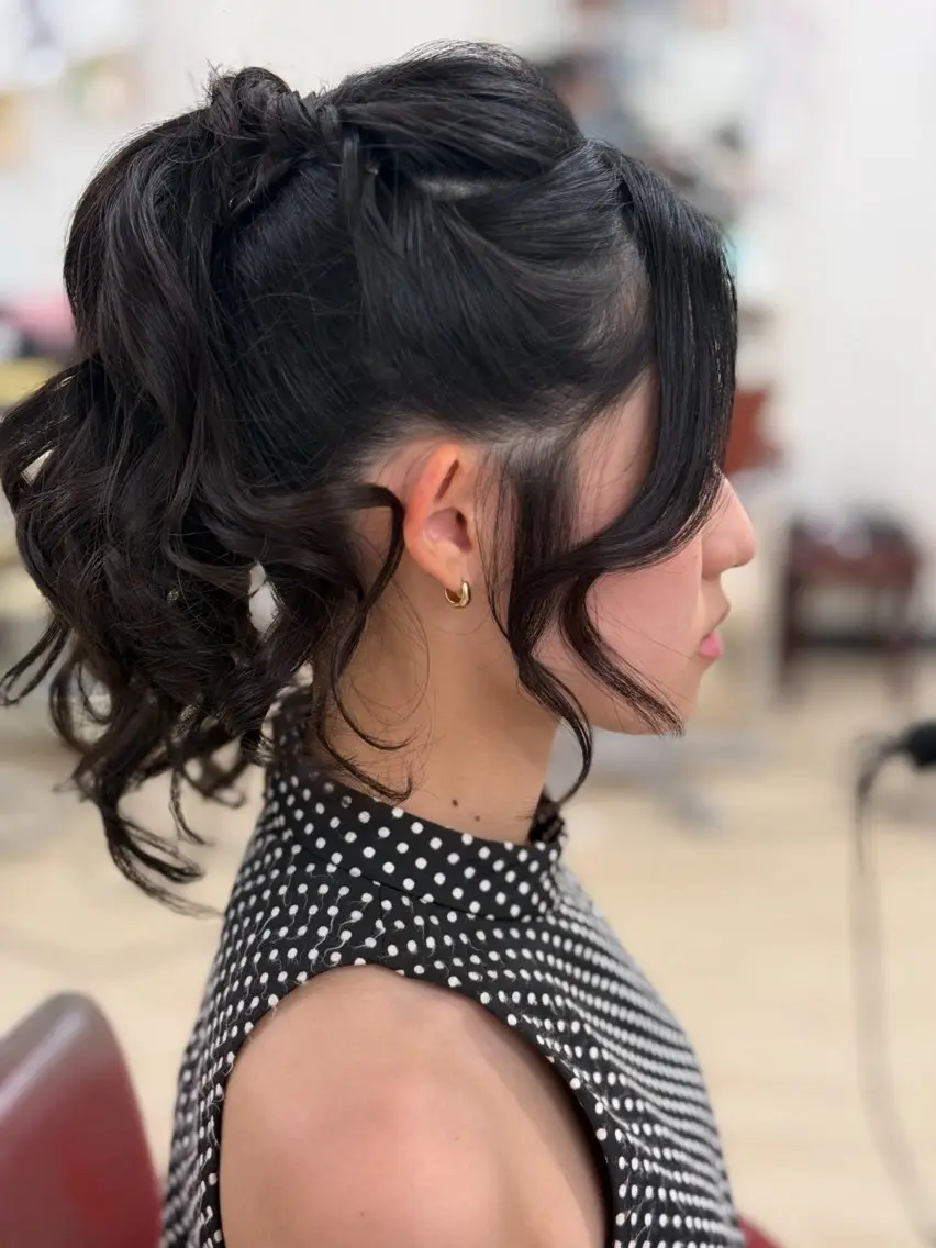 ロング 川尻 房枝のヘアスタイル