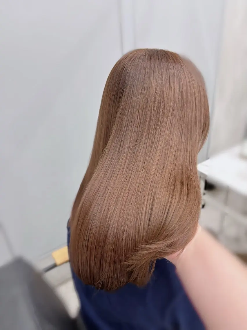 セミロング ヘアカラー トリートメント 西山奈那 🎀【zina新宿】のヘアスタイル
