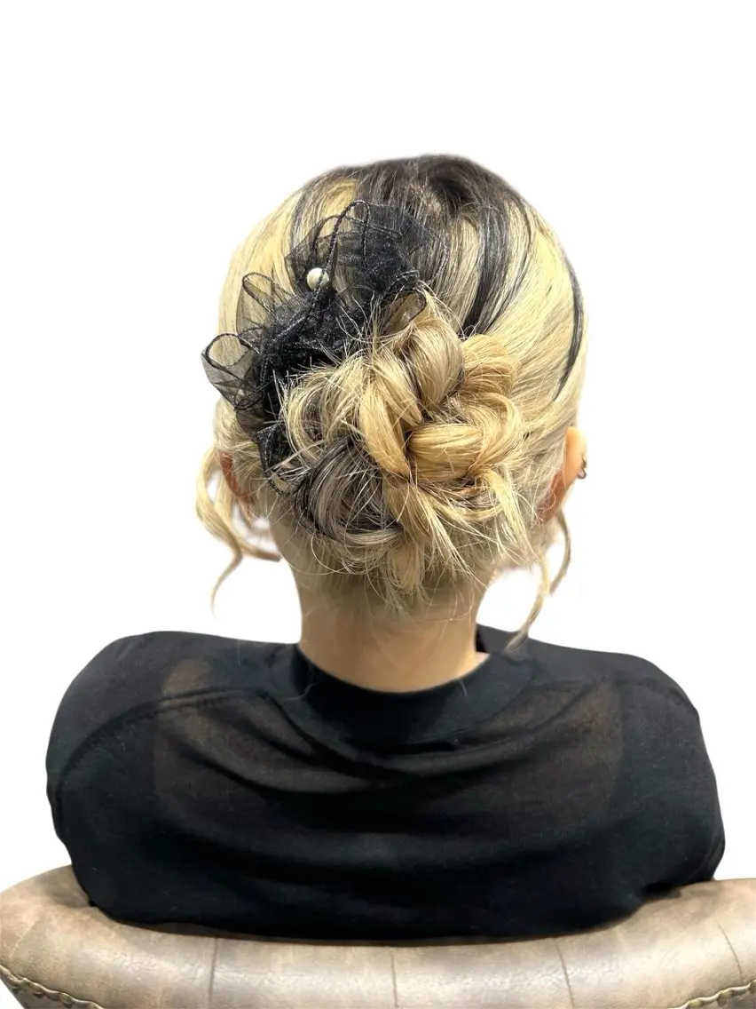 ヘアアレンジ お団子ヘア 若井 春実のヘアスタイル