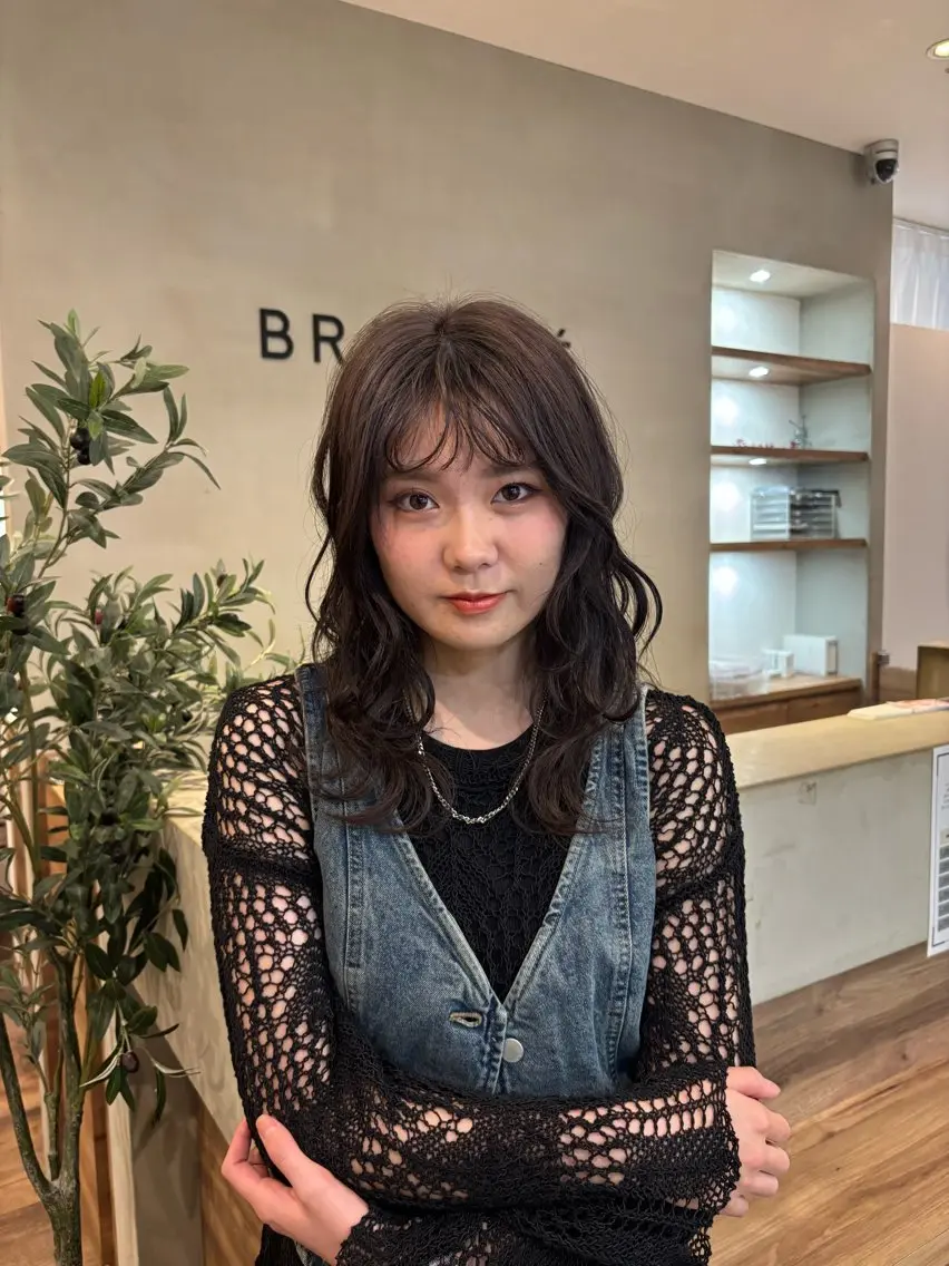ミディアム ハイレイヤー レイヤーカット 髙木琉菜/レイヤー /シャギーカットのヘアスタイル