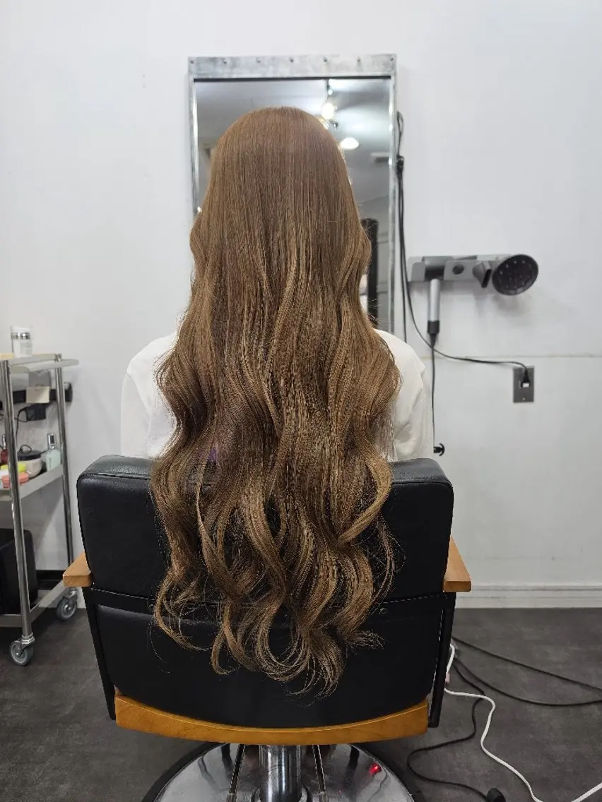 ロング カラー 平田 広大のヘアスタイル