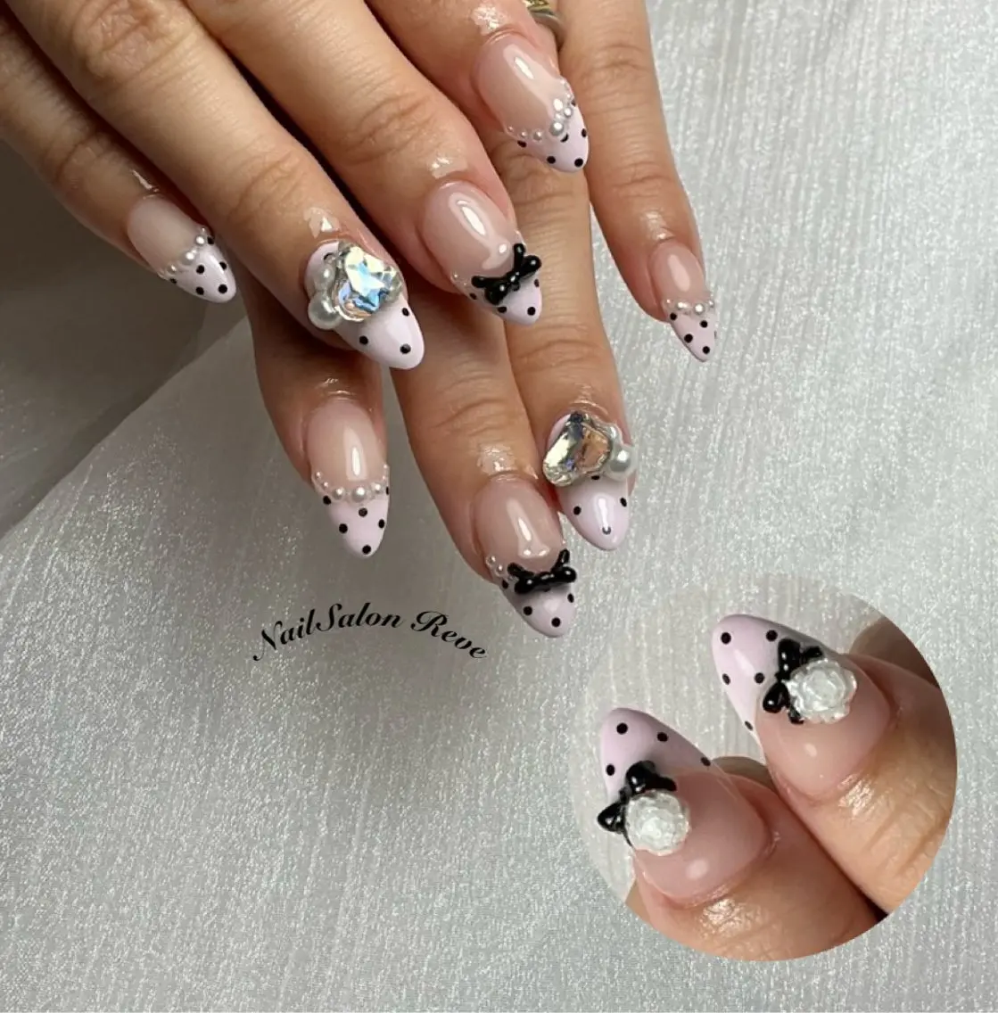 ネイル ドット フレンチネイル ハンドネイル NailSalon Reveのネイルデザイン