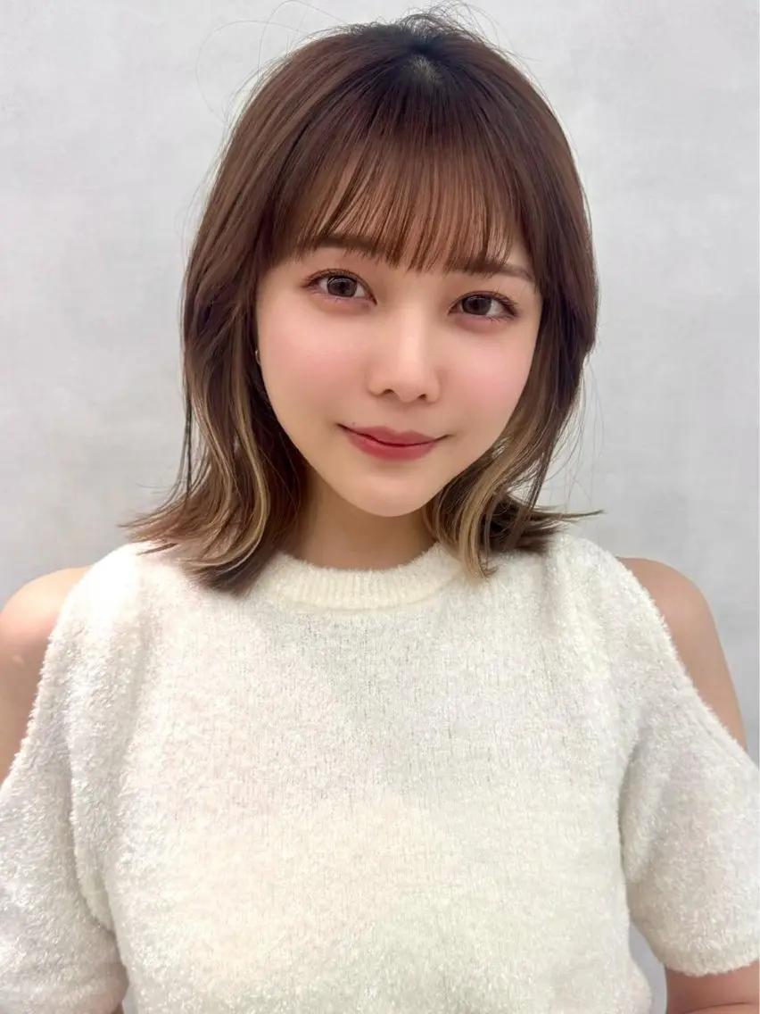 ミディアム カラー ヘアアレンジ 顔周りカット 韓国風ヘア レイヤーカット 小顔カット カット ヘアカラー ✨レイヤー/ 透明感カラー✨冨永剛のヘアスタイル