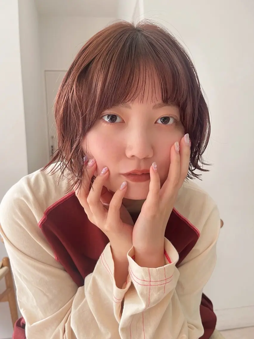 ショート カラー パーマ 阿久津真衣 似合わせカットのヘアスタイル