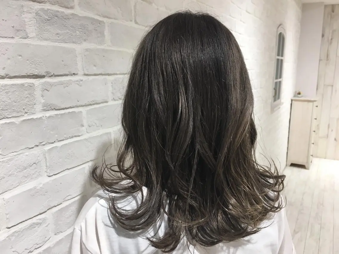 ロング カラー ブリーチ ダブルカラー グレージュ TELA HAIR 幕張本郷店 澤田のヘアスタイル