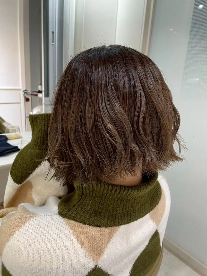 カラーリタッチ＋トリートメント　ブリーチ以外。の写真
