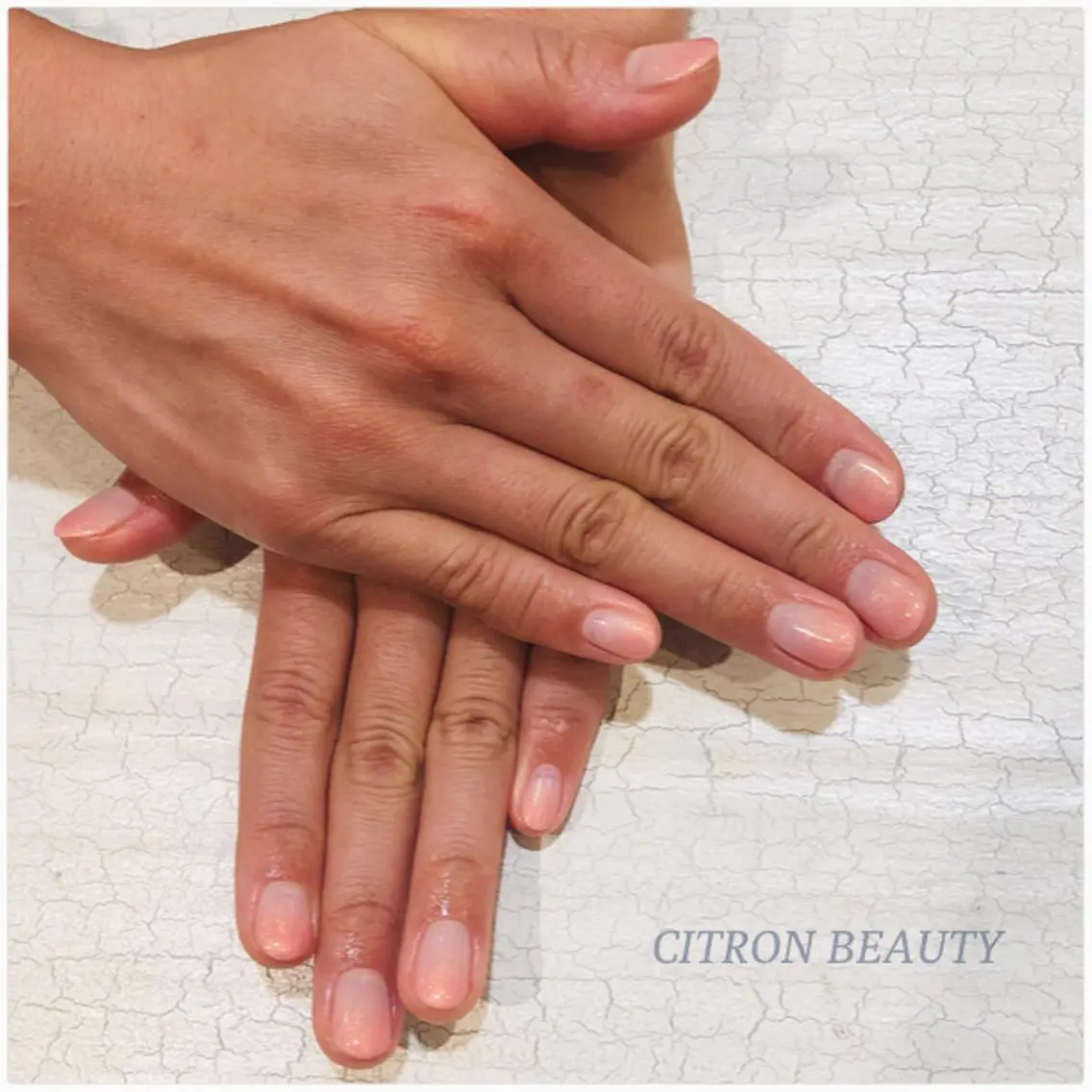 ネイル グラデーション ピンク シンプルネイル CITRON NAIL💅練習生のネイルデザイン