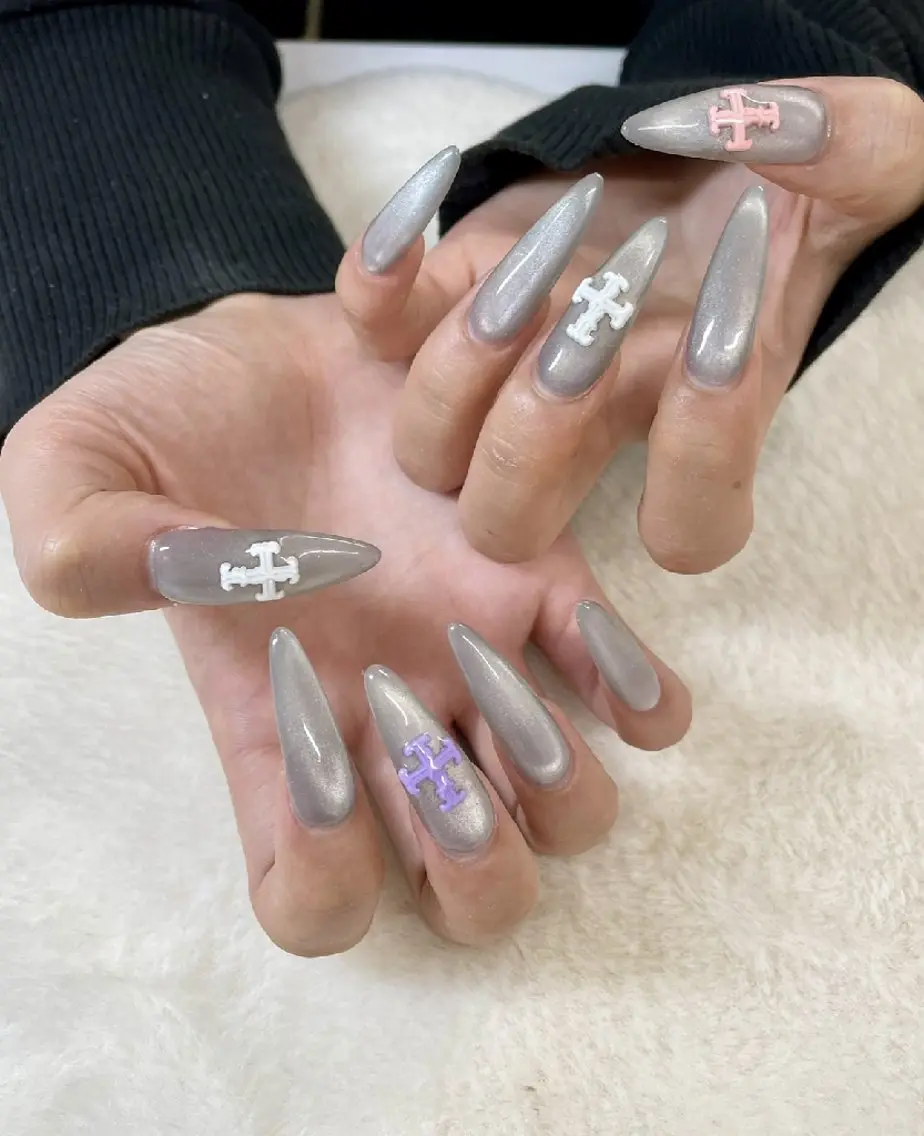 ネイル キラキラネイル ロングネイル マグネットネイル スーパーロングネイル ハンドネイル ハンドケア 心斎橋Salon Epokkuのネイルデザイン