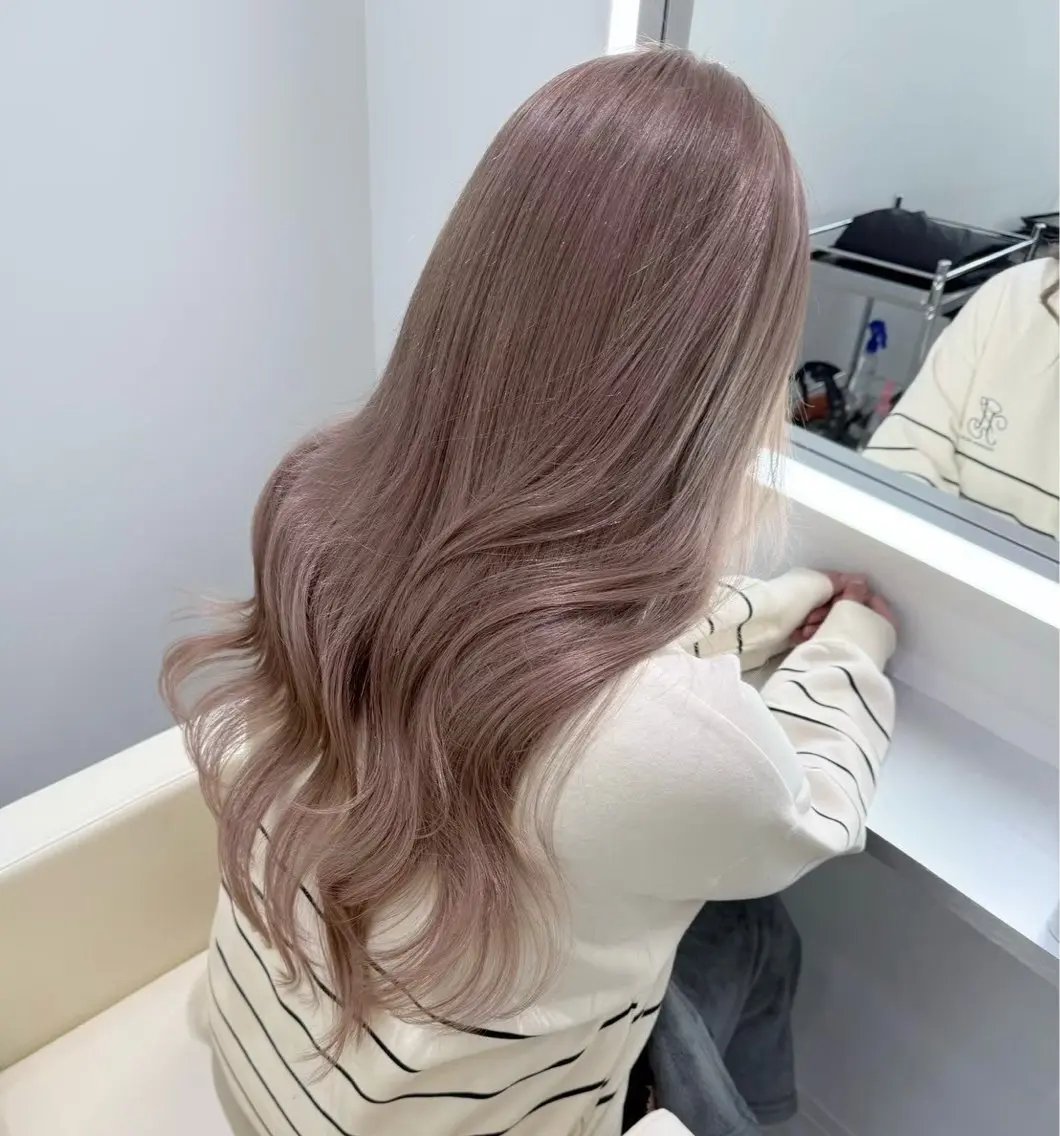 カラー ヘアカラー tace新宿 あおいのヘアスタイル