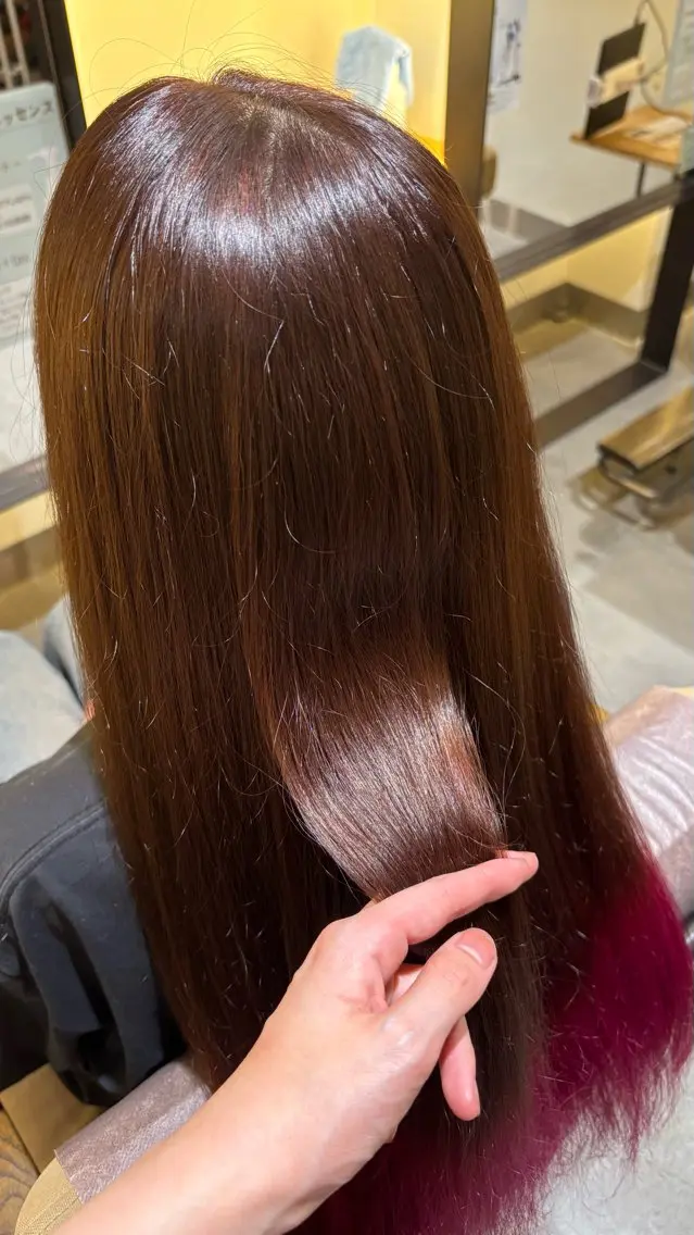 カラー 岩﨑 心那のヘアスタイル