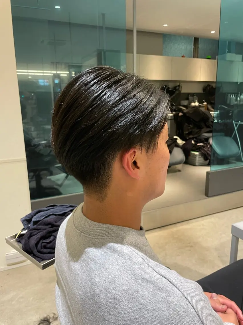 メンズ 刈り上げ 松井 せりのヘアスタイル