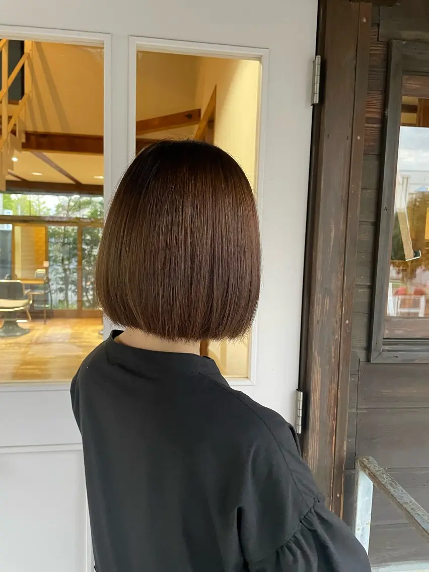 ショート カラー オリーブカラー 高橋 七海のヘアスタイル
