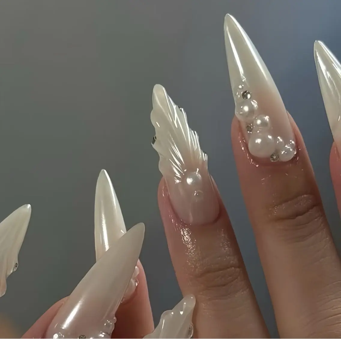 ネイル フットネイル フレンチネイル グラデーション ハート 韓国ネイル Lynn_ Nailのネイルデザイン
