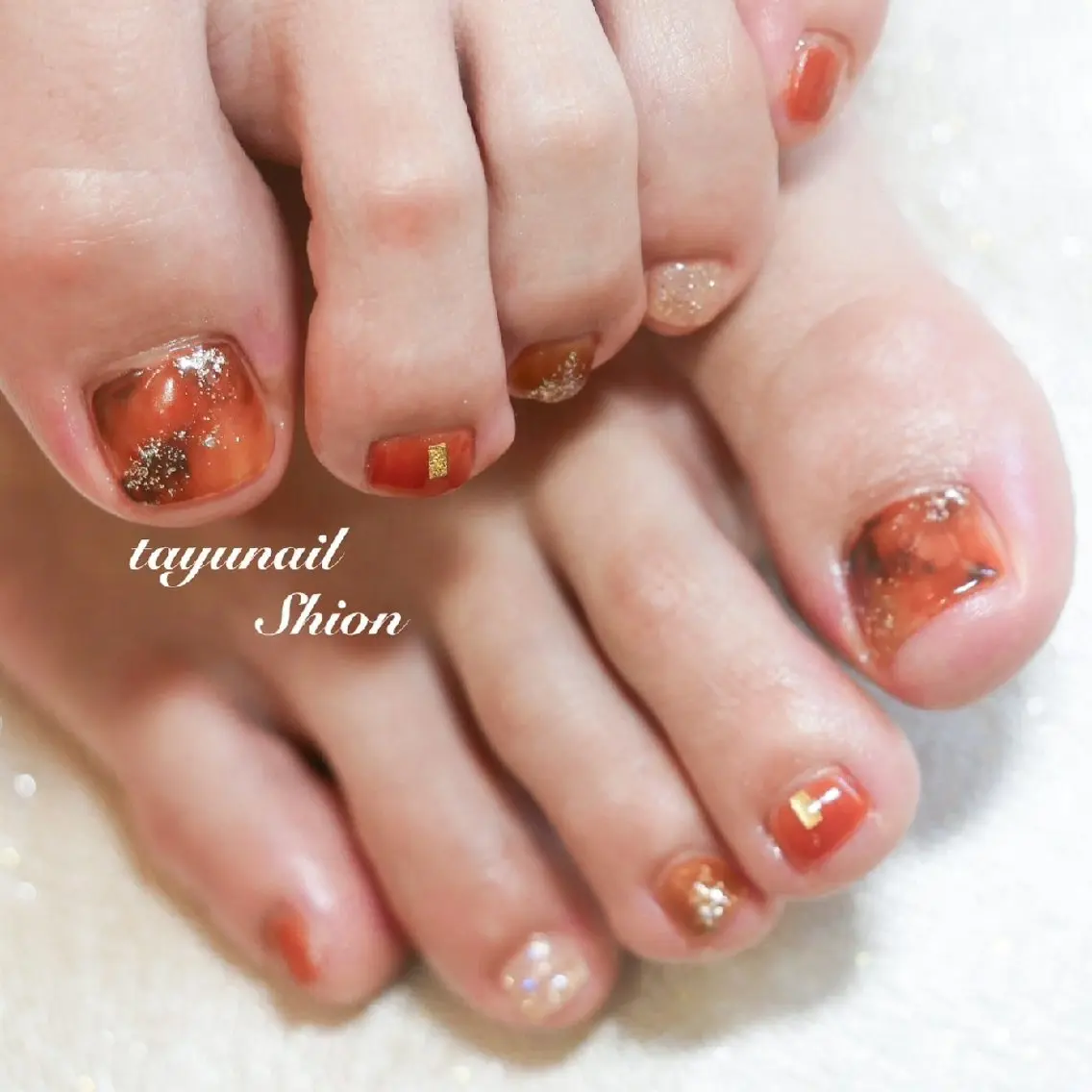 ネイル アートネイル べっ甲ネイル フットネイル ジェルネイル キラキラネイル ネイルサロン 【たゆnail】のネイルデザイン