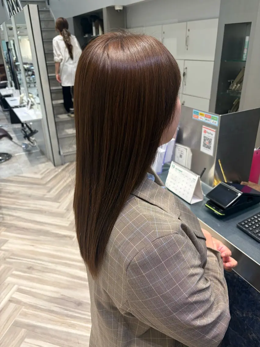 ロング カラー カット ヘアカラー トリートメント earth銀座 青山🩵のヘアスタイル