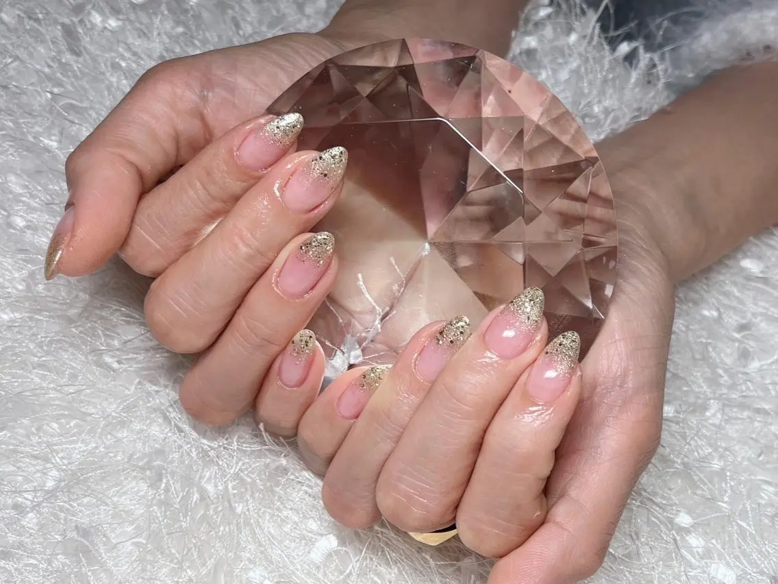 ネイル 長さ出し フレンチネイル ジェルネイル グラデーション 韓国ネイル ハンドネイル Nail&eye Belire 新宿のネイルデザイン