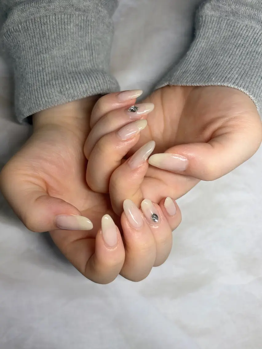 【 オフあり 】ハンド💅🏼 ワンカラー/グラデーション🤍《パラジェル変更可🙆🏻‍♀️/荻窪》の写真
