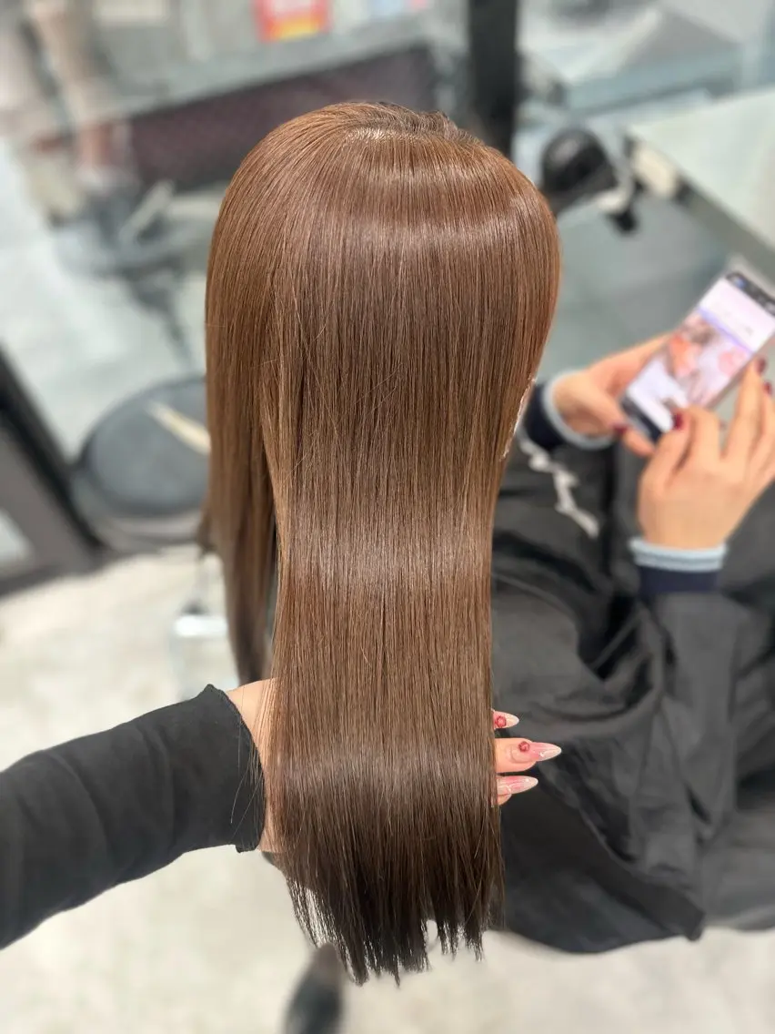 ロング カラー ヘアカラー 上品モテヘア🩶 karen🩶のヘアスタイル
