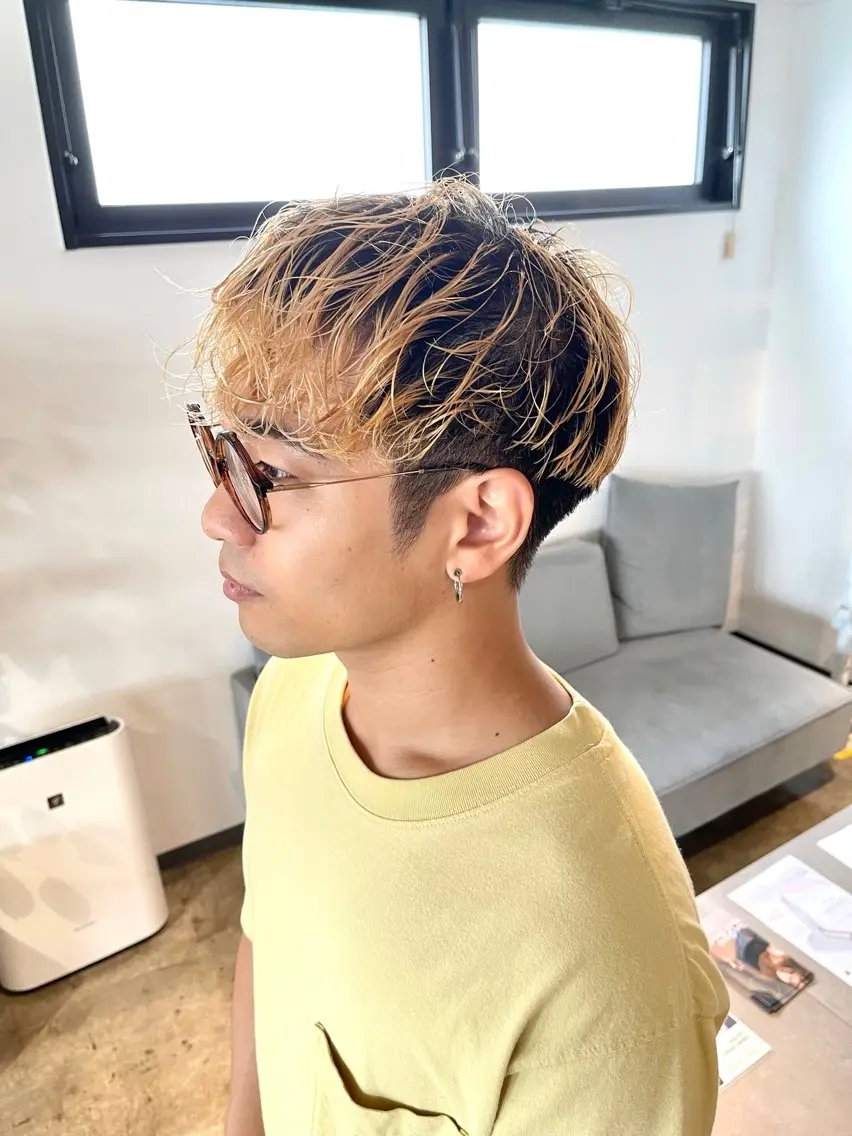 カラー メンズ メンズブリーチ メンズハイトーン メンズパーマ ブリーチ デザインカラー ムラ修正/ ハイトーン💖Riaのヘアスタイル