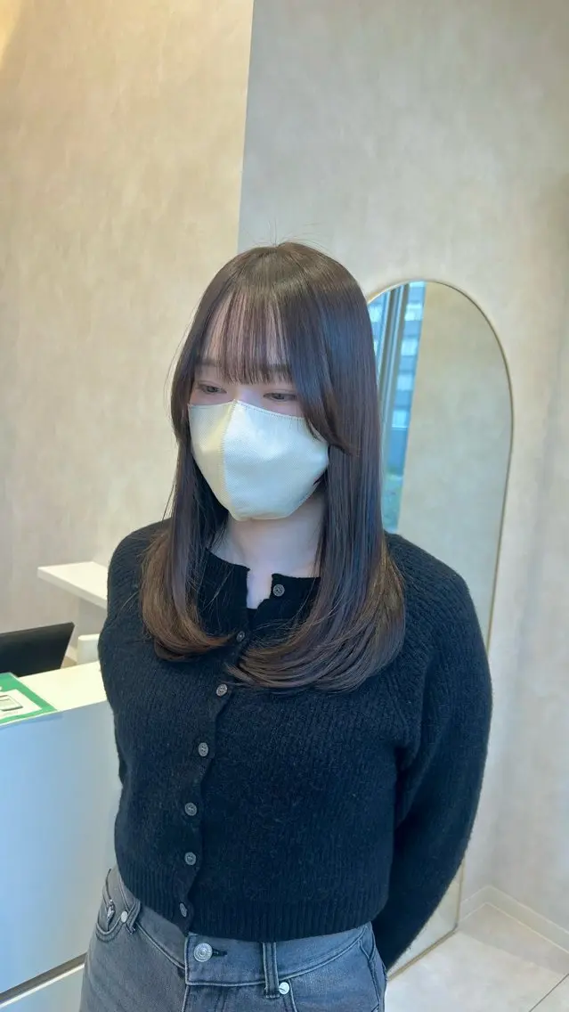 セミロング カラー ショートボブ ベージュカラー ブリーチ ブラウンカラー 透明感カラー カット ヘアカラー トリートメント Eleanor枚方店 店長　飛鳥　薫のヘアスタイル