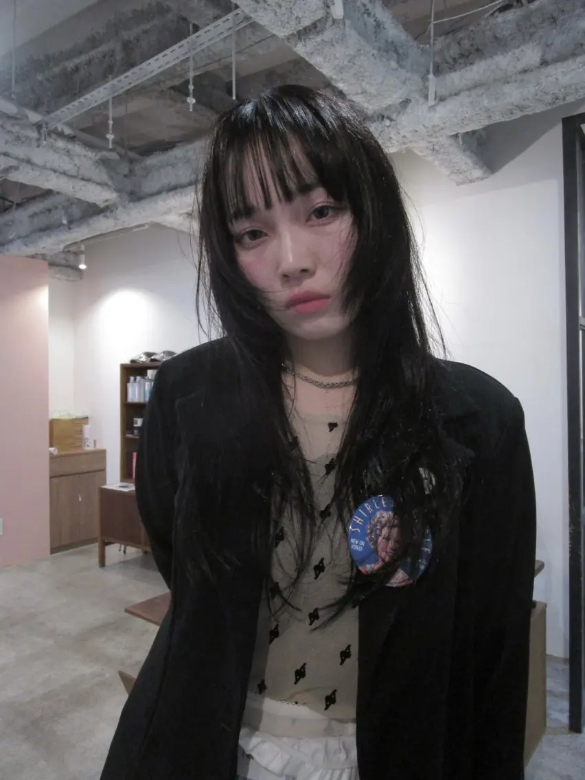 ロング 顔まわりレイヤー 顔周りカット レイヤーカット カット yu maのヘアスタイル