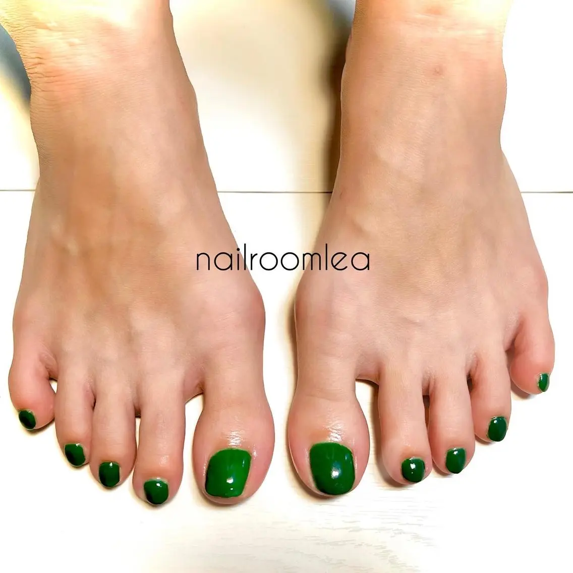 ネイル フットネイル nailroom leaのネイルデザイン